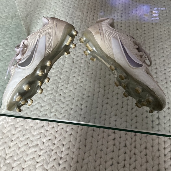 Nike Huarache boys lacrosse cleats size 4.5 white and grey - Picture 4 of 5